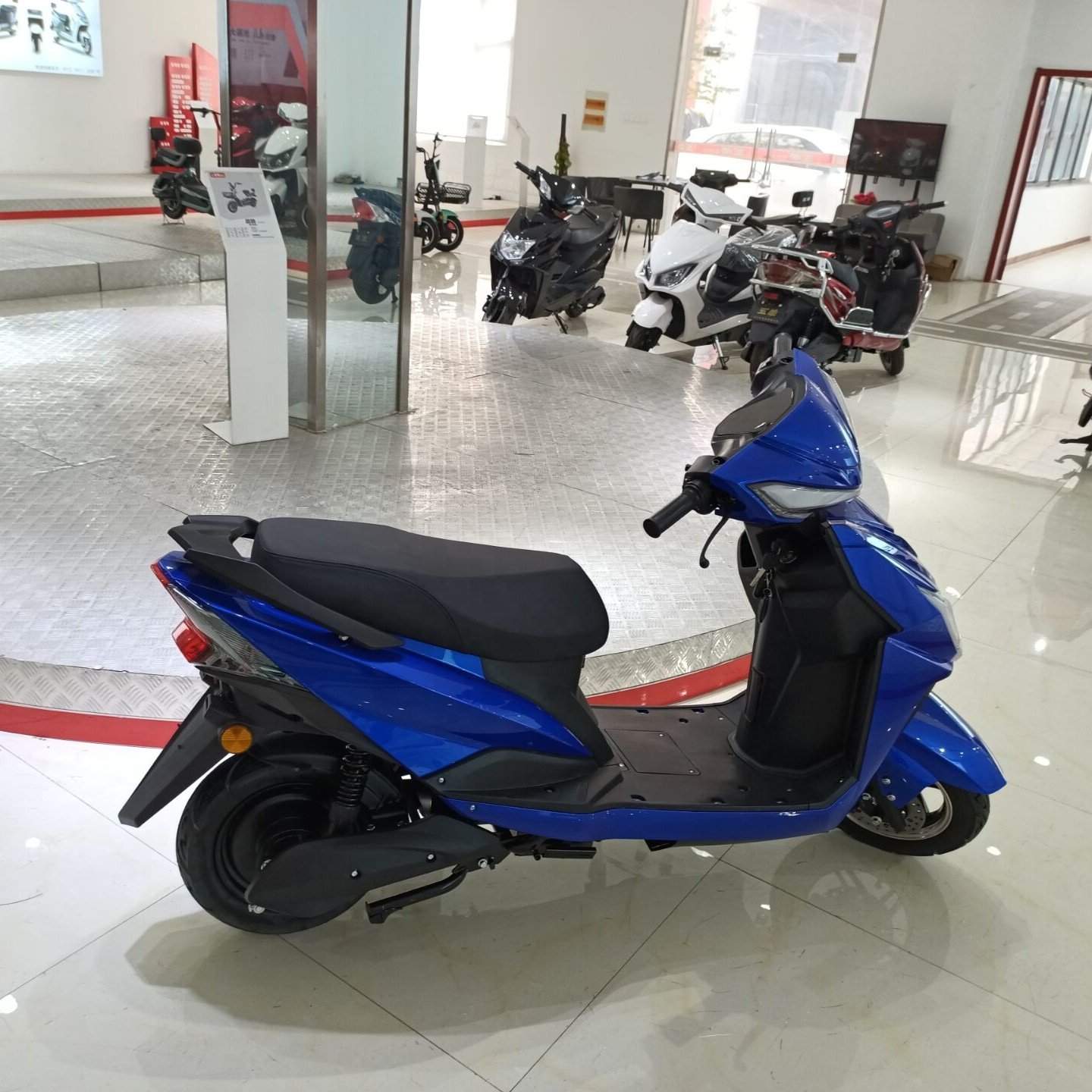 Xindi Lithium Battery Electric Scooters
