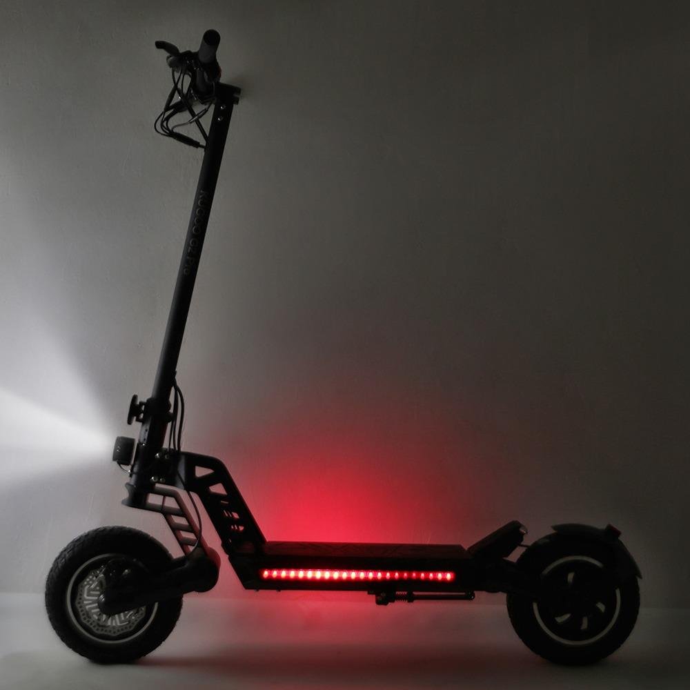 800W High Speed Super Fast Waterproof Kugoo G2 Pro Long Range Dropshipping Electric Scooters