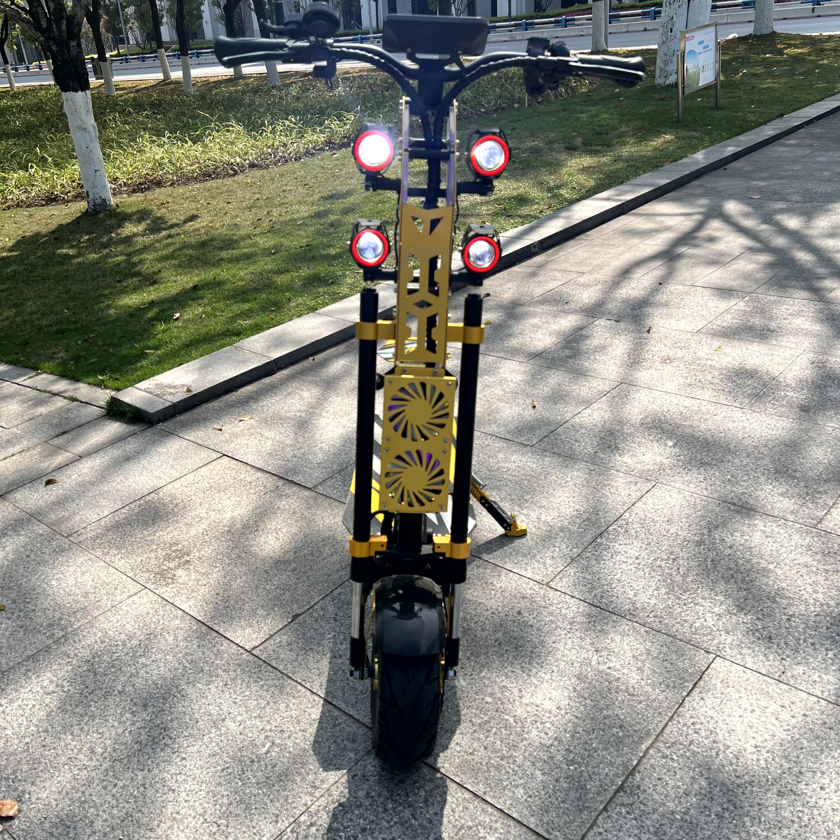 2024 US warehouse GT high quality US stock 72V10000W 13 inch High Power Adult E Scooter Meteor GT M8 100km/H electric scooter
