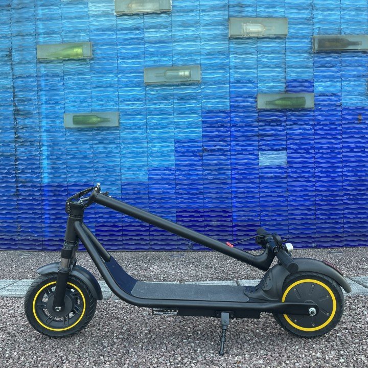 2023 Top Sale 10 inch 500w 48V 2 Wheel Folding E-Scooter Electric Scooter