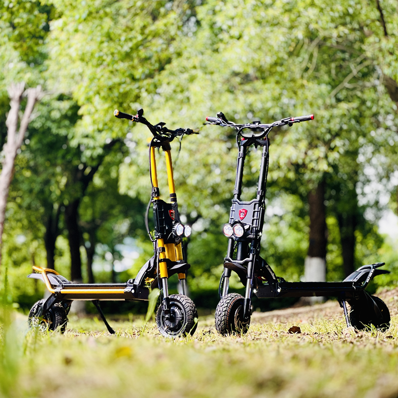 EU Stock Kaabo Wolf King GTR Smart Electric Scooter 2000W*2 Dual Motor 72V 35Ah Removable Battery 180km Range KickScooter