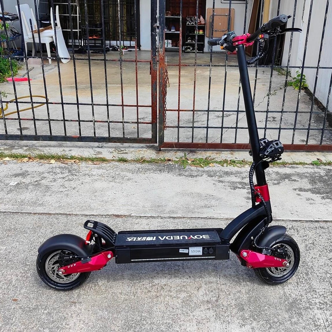 Powerful China Mobility Eu Warehouse Two Big Wheels Fast Electric Scooters 52V 3200W Electric Quad Two Wheel