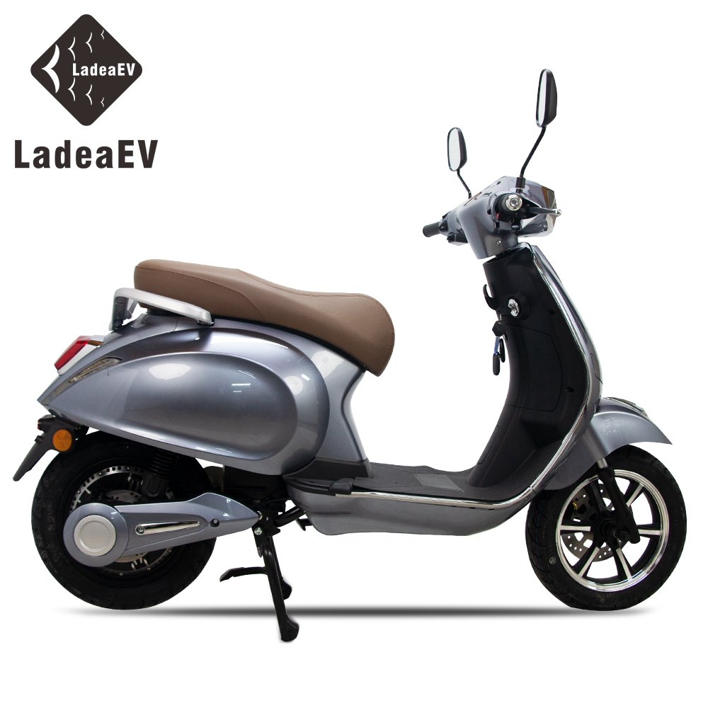 Wholesale 48/60V 20Ah 55km/h cheap electric scooter  for sale