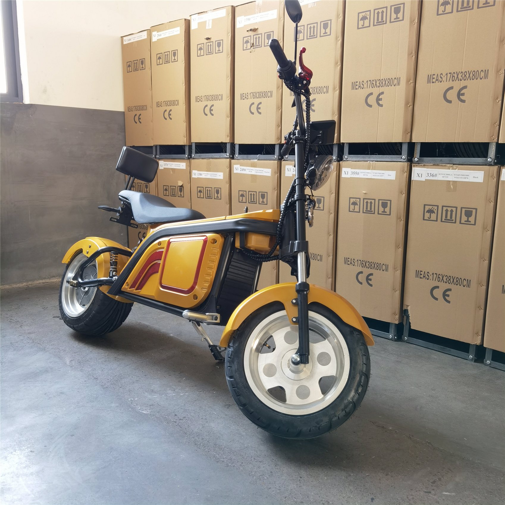 Europe Warehouse Electric Scooter 2000W Adult Electric Motorcycle Cococity Scooter Golf Bike