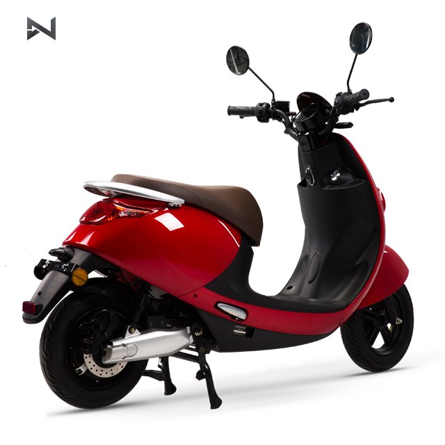 EEC electric scooter with 1750w and 60v lithium battery power electric motorcycle