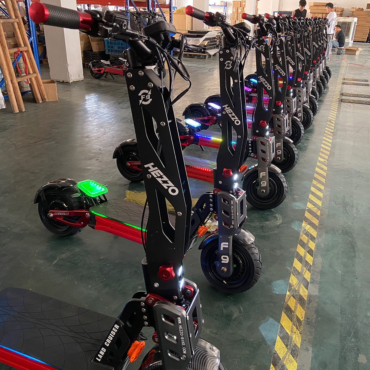 HEZZO EU Warehouse Escooter Dual Motors Powerful 90Km/h Electric Scooter Fat Tire Foldable 60v 8000w 40Ah NFC Off Road Scooter