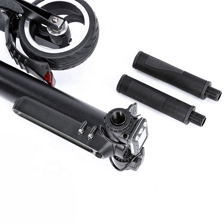 Shenzhen Factory Wholesale Light Weight Lithium Battery 5/5.5 inch Carbon Fiber Electric Scooter