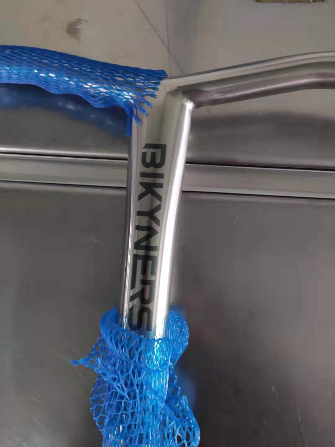 High Quality two wheel Titanium stunt scooter parts ,Wholesale Custom Titanium Pro Scooter V Bar and titanium scooter fork