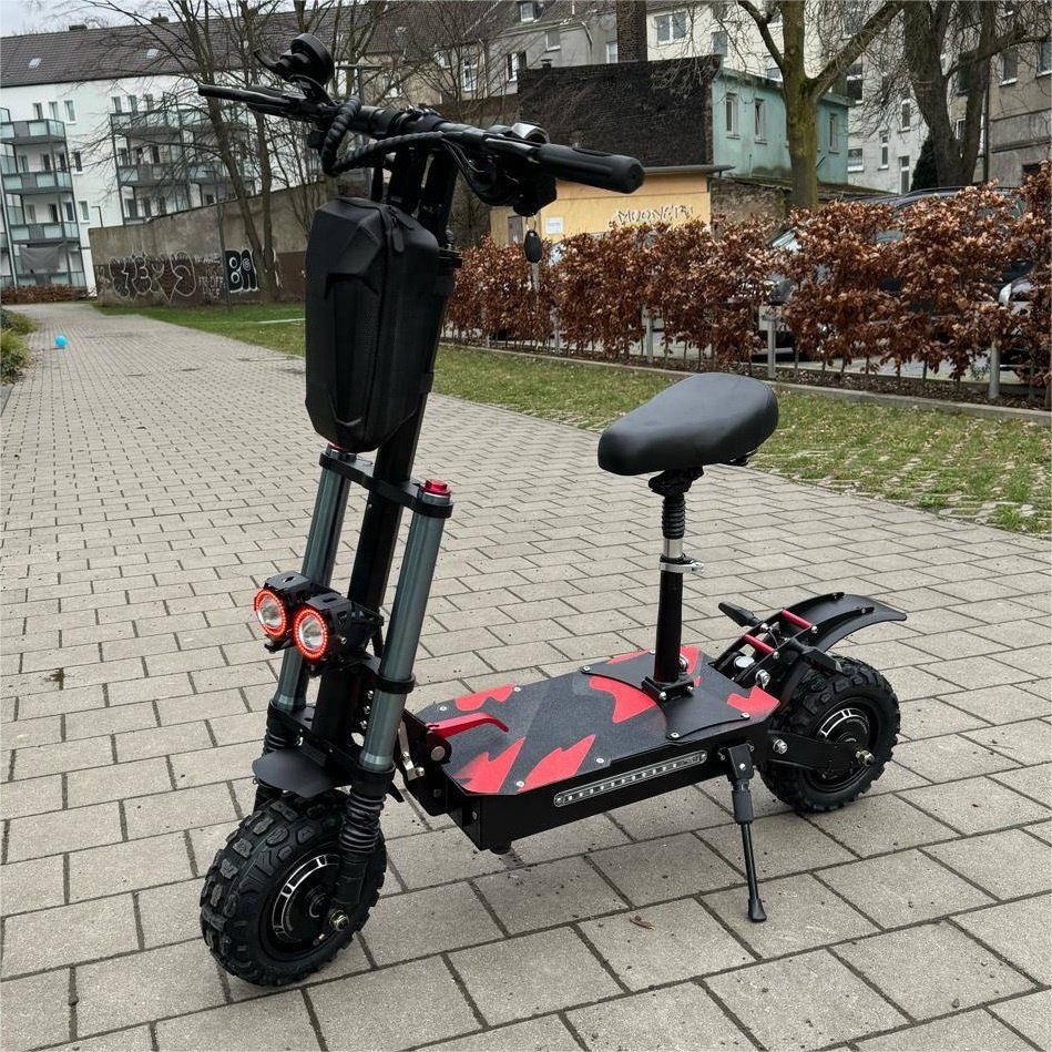 Hot Sale 2024 6000W Foldable Dual Motor 120km Long Range Adult Off-road Electric Scooter with Seat