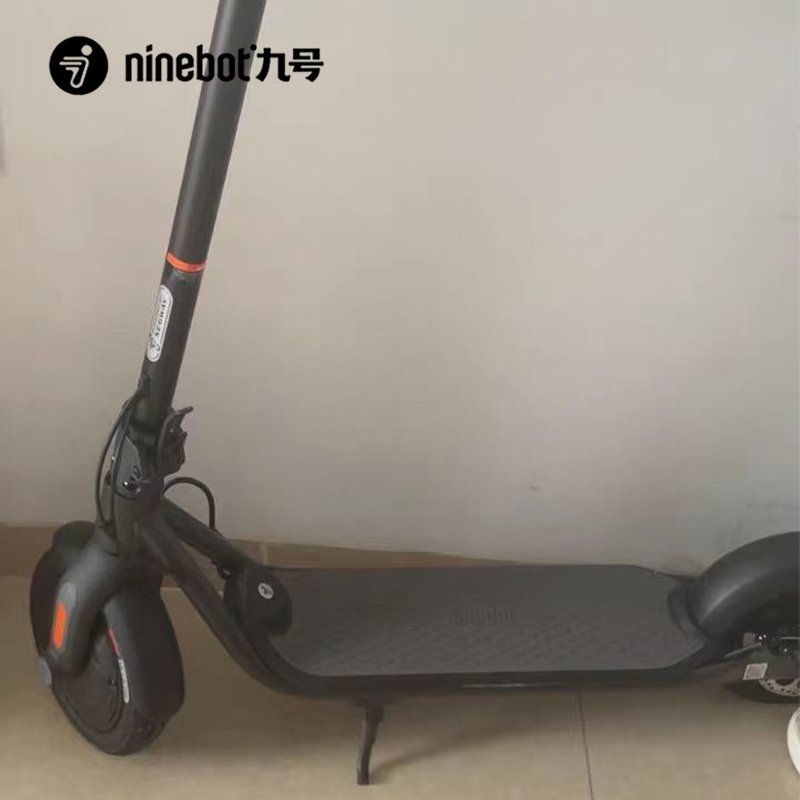 VSegway Ninebot E2 Plus Electric 8.1inch Kick Scooters 25KM/H 220WH Battery Foldable Removable Electric Scooter