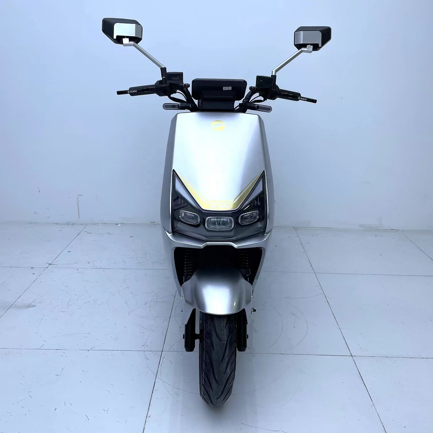 zhejiang electric scooter tricycle t9 motorcycle parts for scooters powerful adult 8000watts 2 wheels with seat wholesale price