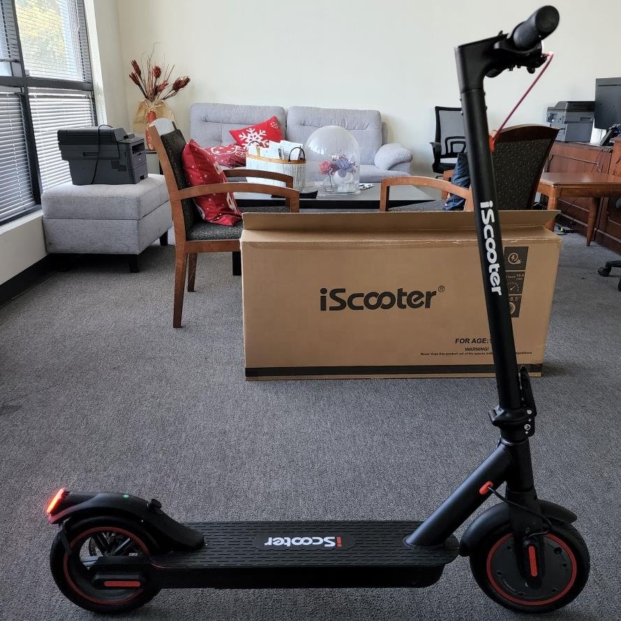 7.5Ah 10.4Ah15Ah Electric Scooter 8.5/10 Inch 350/500W Fold E Scooter 36v Adult Scooter 30-60km Endurance Waterproof with APP