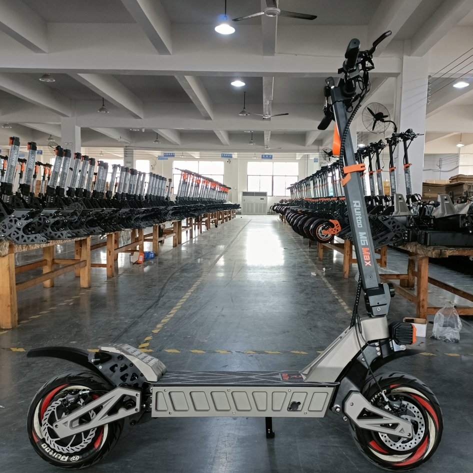 M6Max 2025 new design 3000W 52V 21AH Lithium Battery Dual Motor Off Road Foldable Oil Brake for adouts Electric Scooters