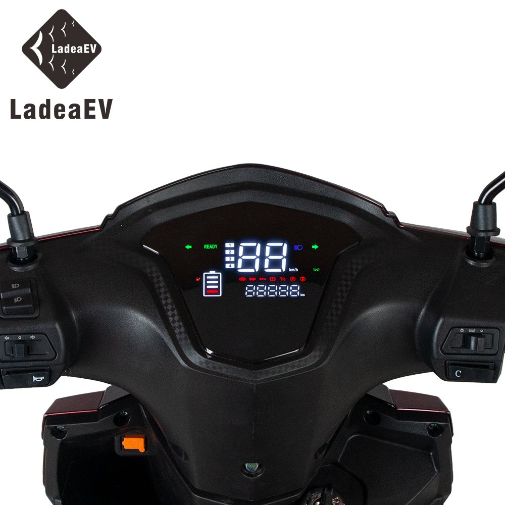 India CKD EEC 10inch 600W/800W 40-50km/h Speed 45-65km Range 2 Wheel Reverse Function electric scooter For Adult