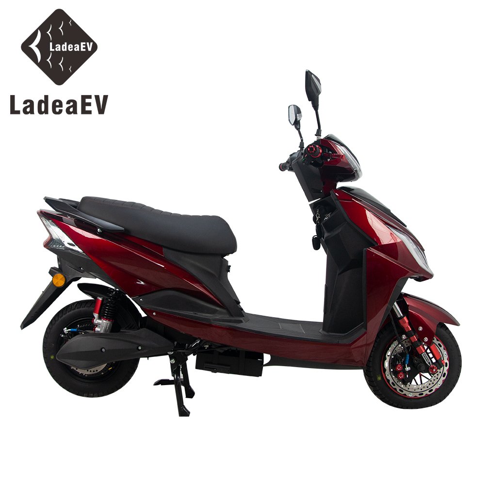 India CKD EEC 10inch 600W/800W 40-50km/h Speed 45-65km Range 2 Wheel Reverse Function electric scooter For Adult