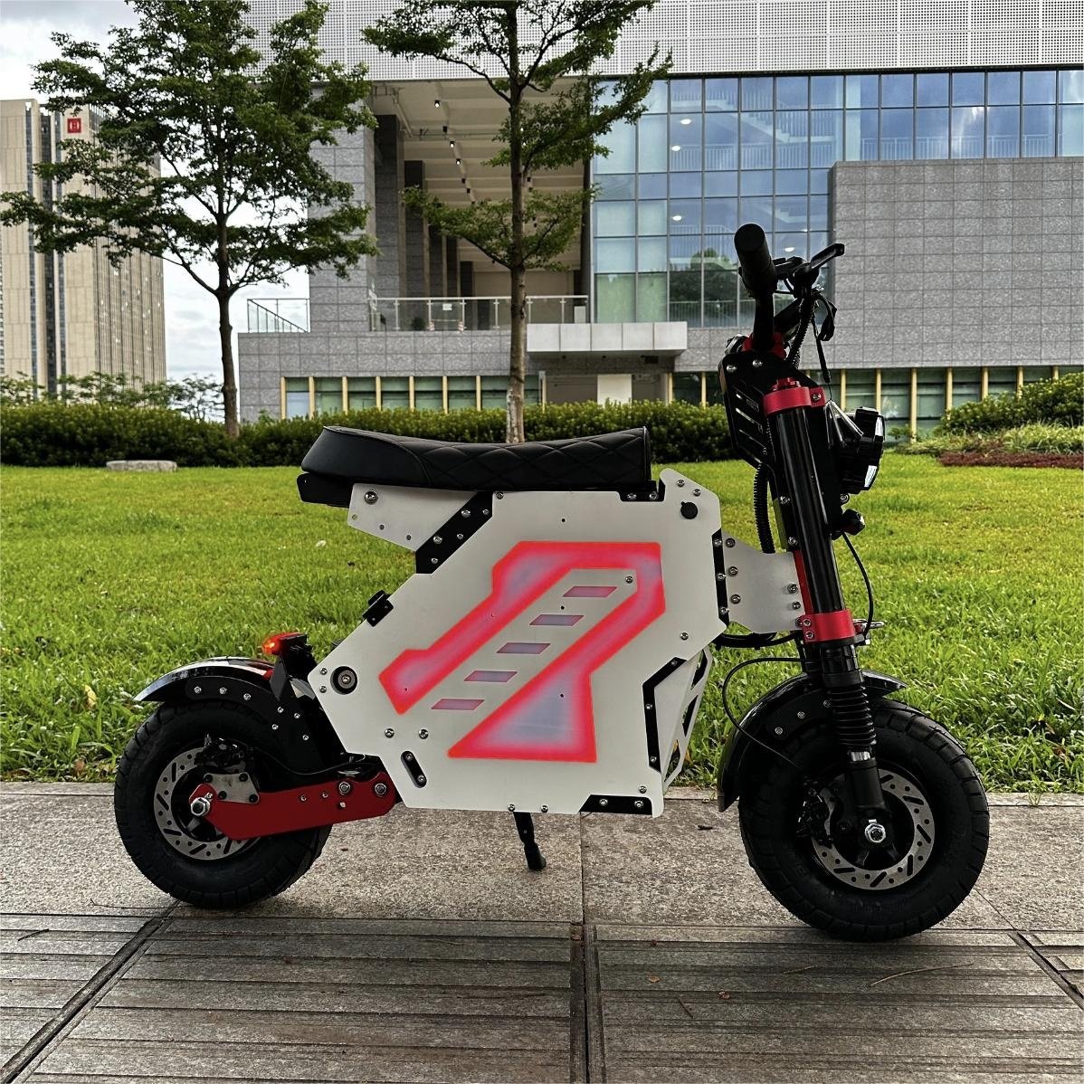 14 Inch 72V10000WTwo-wheeled self-balancing electric scooter 72V50Ah 10000w dual motor electric scooter