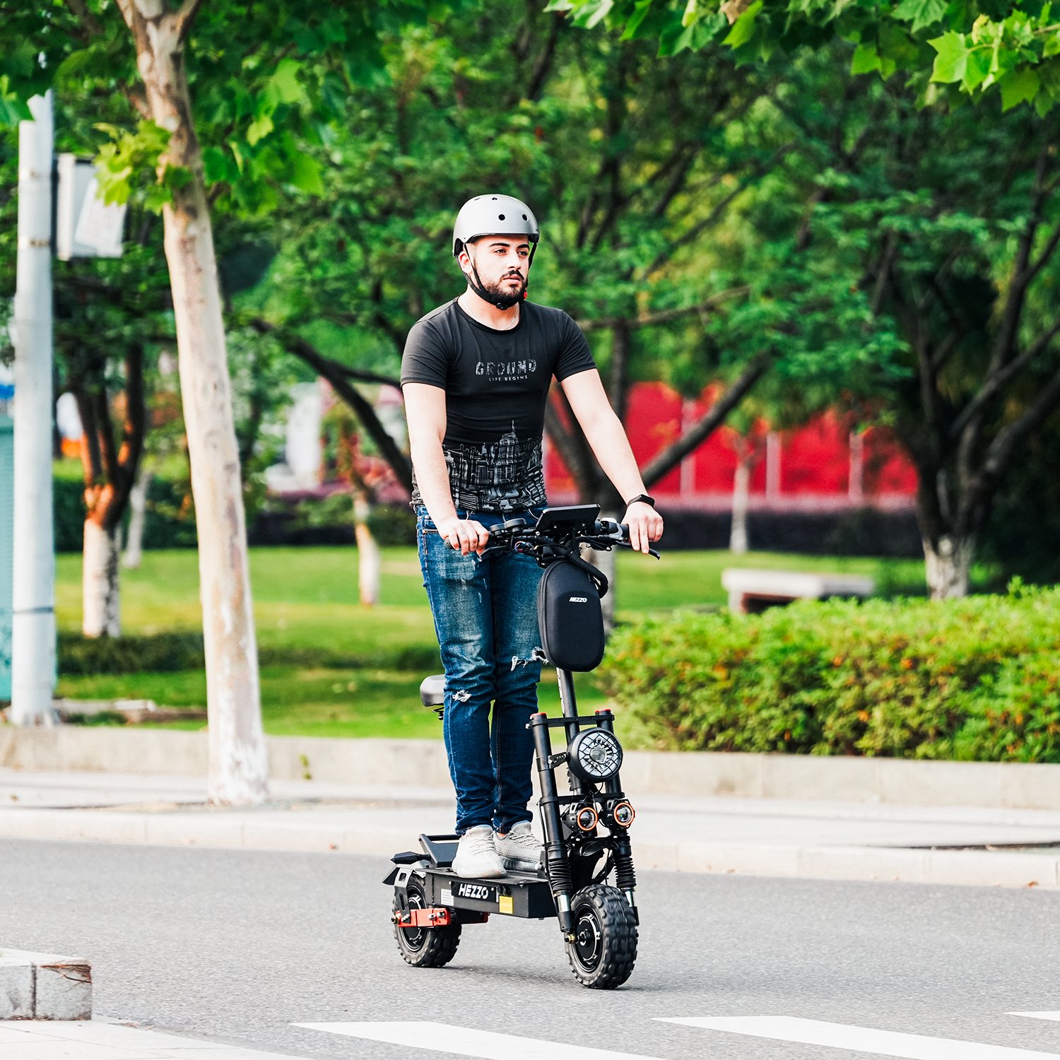 New arrival! F7 Dual Motor Electric Scooter 3000W*2 80-100KM Long Range with 60V45AH Battery Folding e scooter with seat