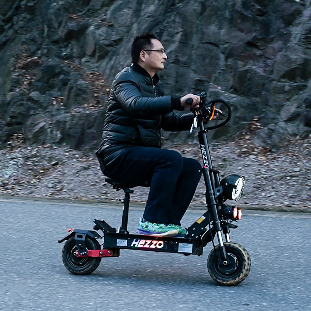 HEZZO F7 Escooter 60V 5600W Dual Motors EU US Stock Foldable Electric Scooter 45AH 100km 11inch Off Road Fat Tire With Seat
