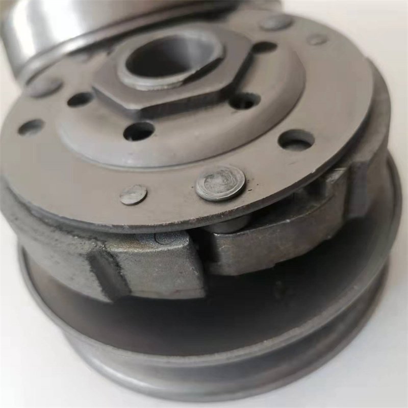 Hot sale scooter pulley GY6 50cc GY660 GY670 GY680 high performance rear clutch driven wheel assembly