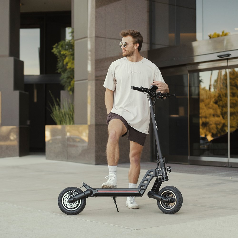 Customization Kugoo G2 Pro 10 inch air tires 800w electric scooter 48v 15ah battery 45km/h fast speed adult e scooter