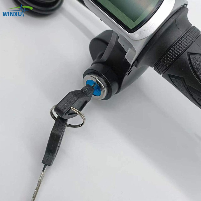 LCD Speed display Throttle E-bike accelerator Handlebar Battery voltage Mileage display for Electric Bicycle Scooter Motorbike