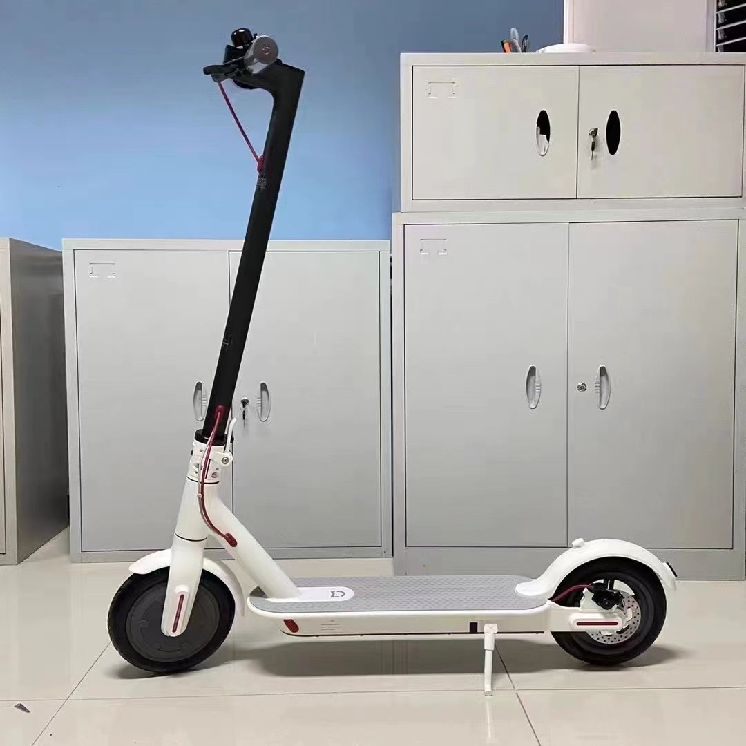 Fastest Selling M365 Electric Scooter 7.8Ah Battery 2000w 36v Two-Wheel Design Foldable Electric Skateboard European American