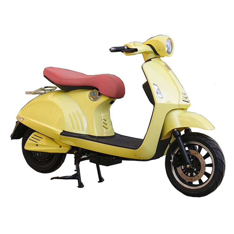 Classic retro model Italian retro motorcycle parts high-speed electric scooter is very similar to vespa