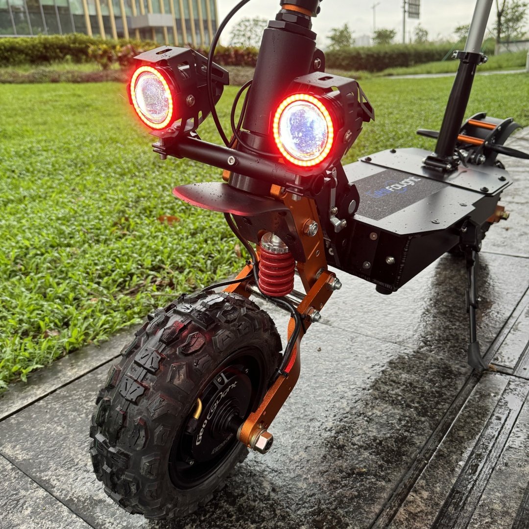 USA Warehouse Fast E-Scooter 60V 6000W Escooter Dual Motor Big Battery 30Ah Electric Scooters Off Road With Seat