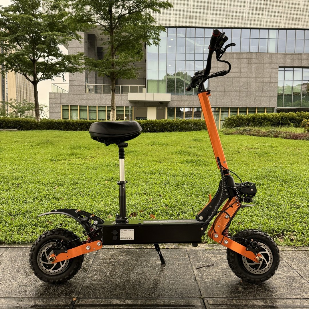 USA Warehouse Fast E-Scooter 60V 6000W Escooter Dual Motor Big Battery 30Ah Electric Scooters Off Road With Seat
