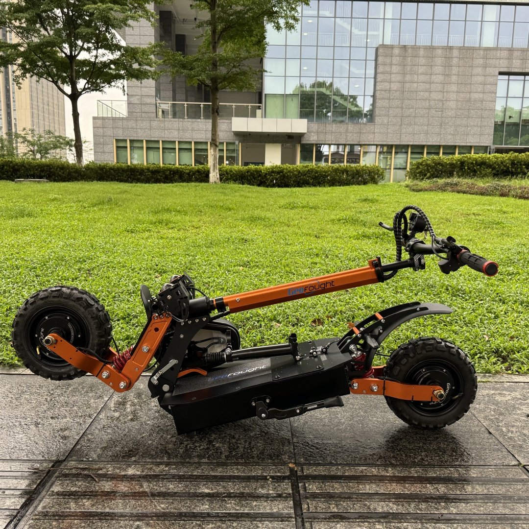 USA Warehouse Fast E-Scooter 60V 6000W Escooter Dual Motor Big Battery 30Ah Electric Scooters Off Road With Seat