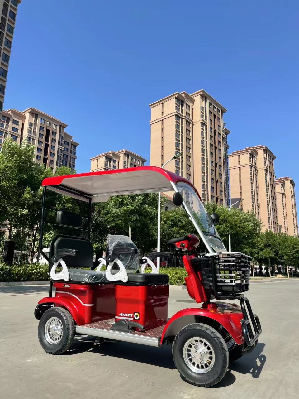 China Made cheap Roof Available 4 Wheel Electric Mobility Scooter City e Golf Cart