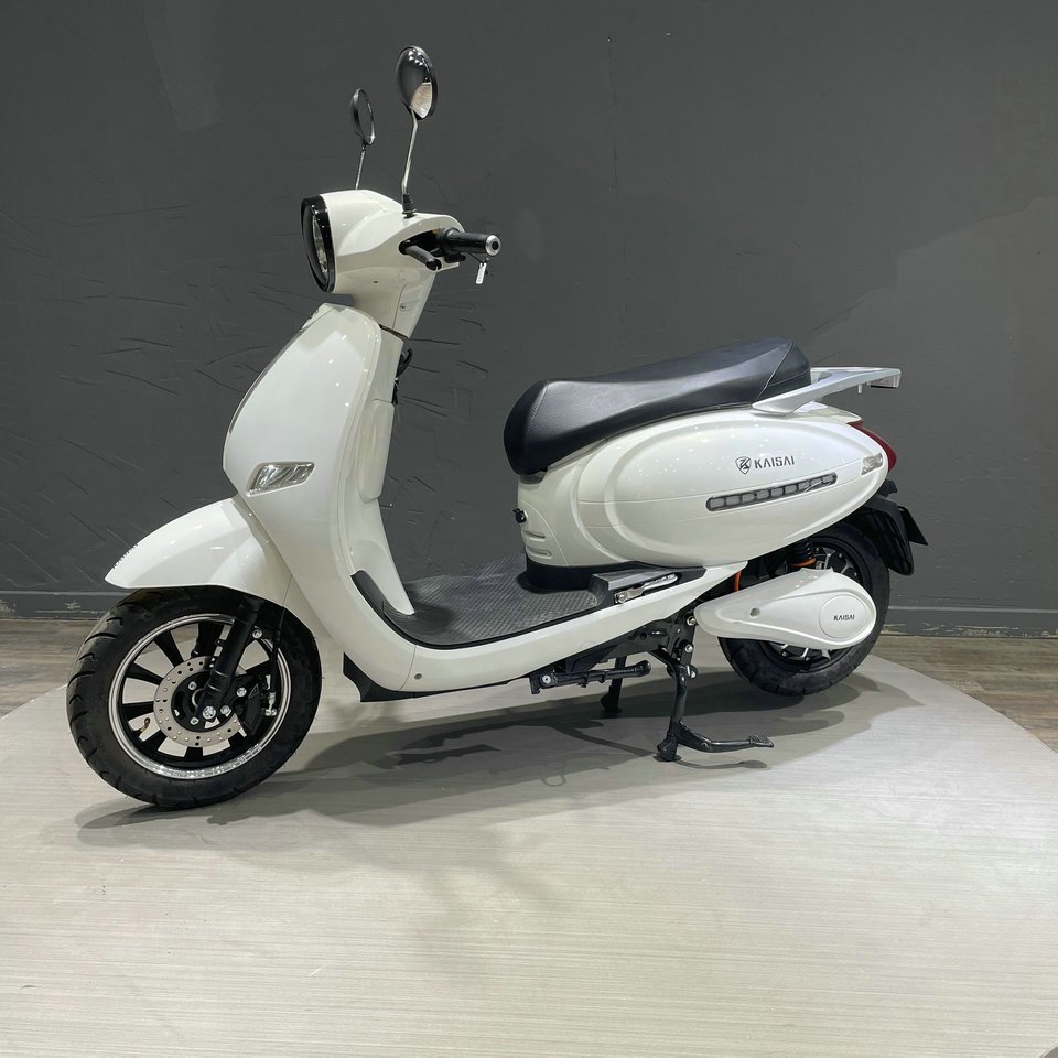 Low Price Chopper Dual Motor Electric Scooters Citycoco Steel Frame 2000w Ckd 2 Wheel Motorrad Ebike Adult Elektro Motorcycles