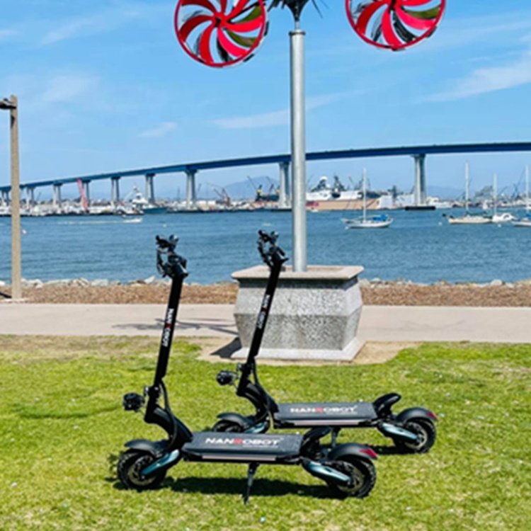 Disc With 52V 26A Lithium Battery D6+ Electric Scooter Off-Road Dual Brushless 2000w Motors E-scooter Adult With Seat