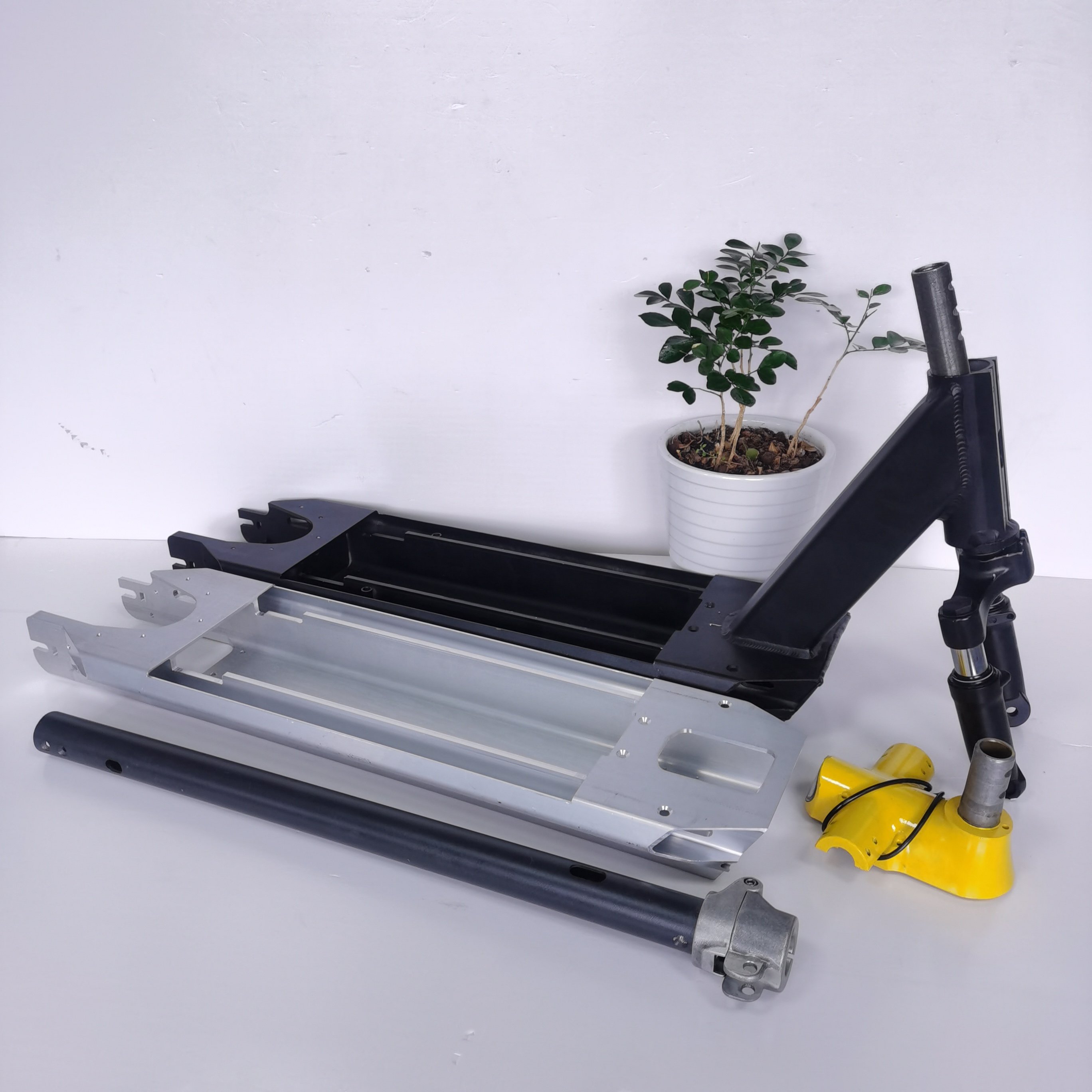 Factory acceptance of customization E scooters Small and lightweight folding electric scooter for Sports and recreation