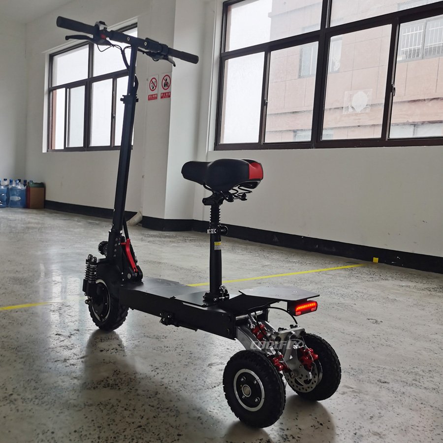Low price hot sale CF-T10-1 3 wheel scooter 10inch road 500w 800w 1000w single motor electric scooters for adults