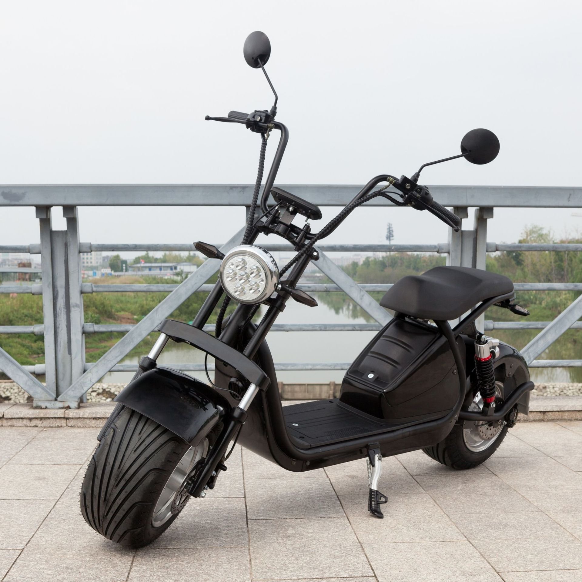 Electric Chopper Citycoco fa tire Fast E Scooter 60v 30Ah 2000w 3000W Electric Scooter