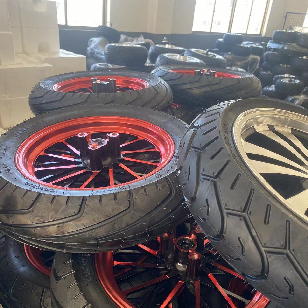 China Factory Cheap Price 8Inch 10Inch 11Inch 12Inch 14Inch 17Inch Road Or Offroad Fat Tire For Electric Citycoco Scooter Rubber