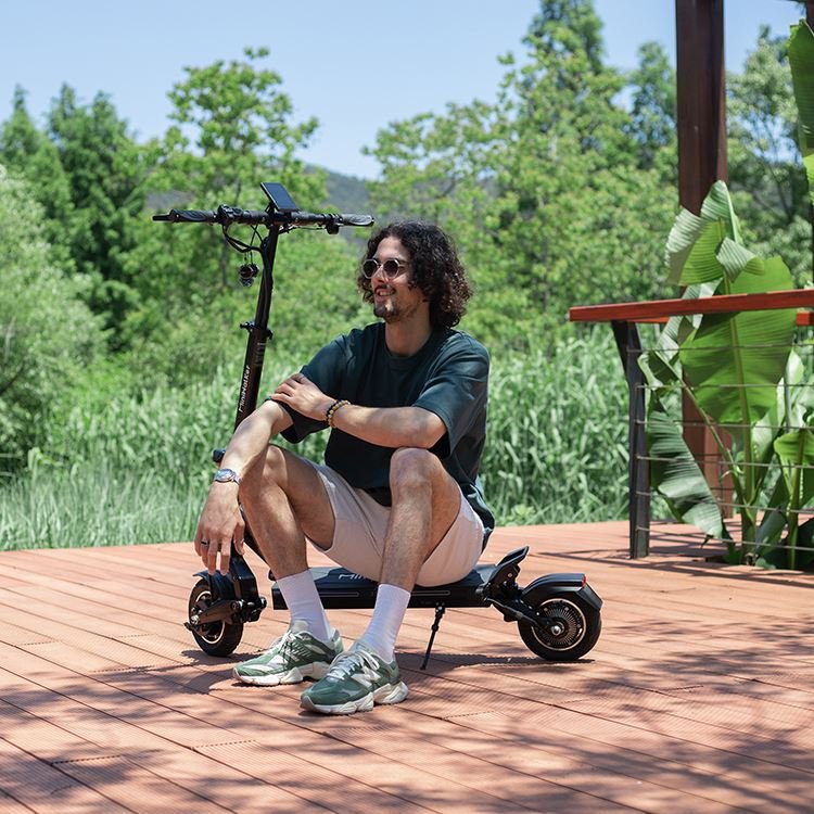 600watt double motor adult 8.5 inch wheel foldable powerful electric scooter for adults