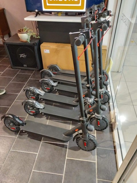 New Cheap Adult i9Pro 30km/h offroad electro scooter Foldable e roller Mobility e-scooter Electric Scooter 350W