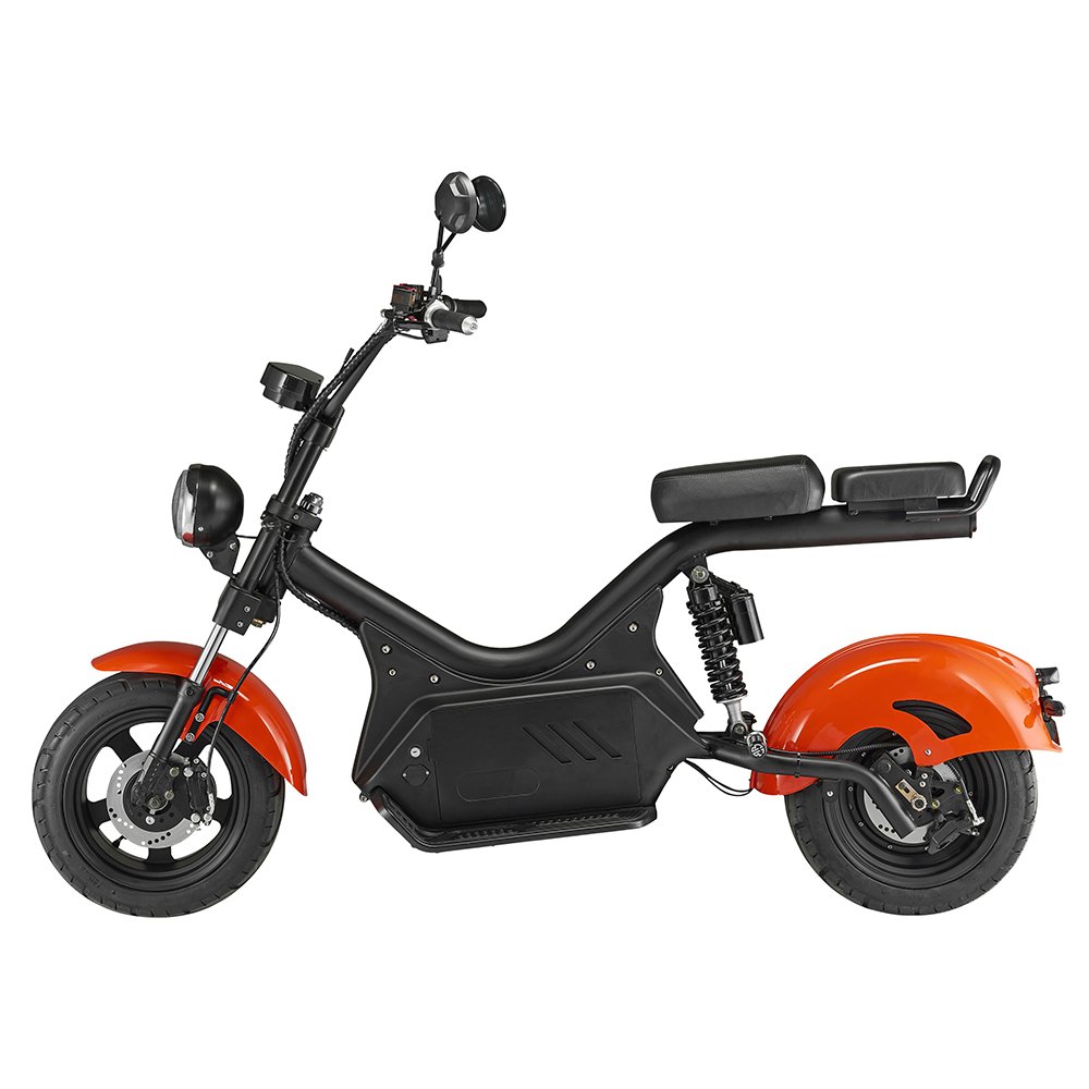 Dubai Hot Sell Long Range Big wheel Fat Dualtron 2000W Electric Scooter with bag
