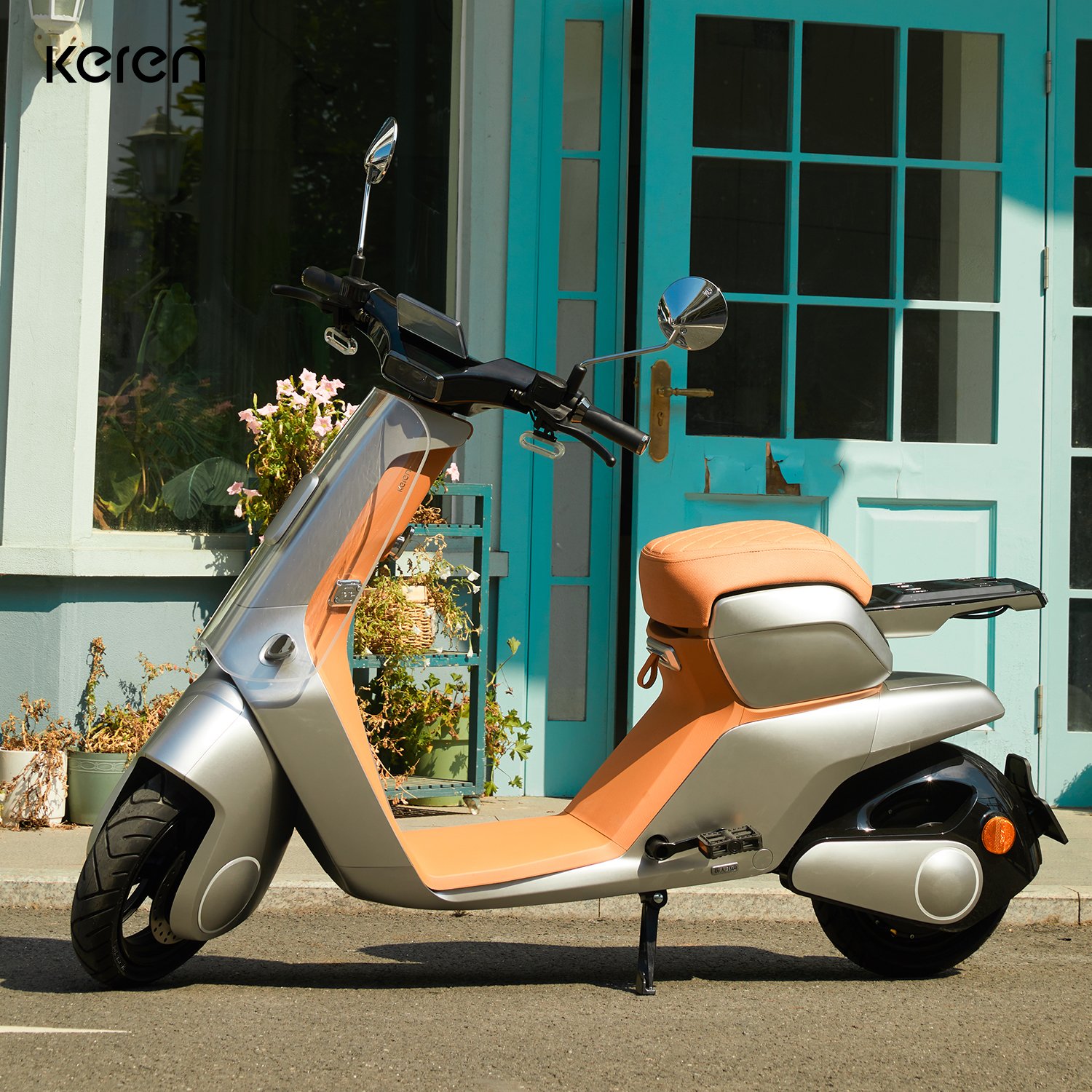 Hot sale powerful motor e bicycle motorcycle 2 wheels 48 V 24 Ah 30Ah electric scooters for adults