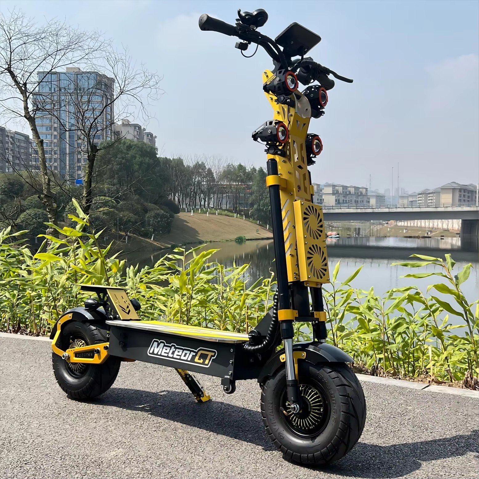 US Warehouse Fast Delivery High Power 10000w Dual Motor Scooter 72 Volt, 50Ah Range 130-150KM Adult Off-Road Electric Scooter