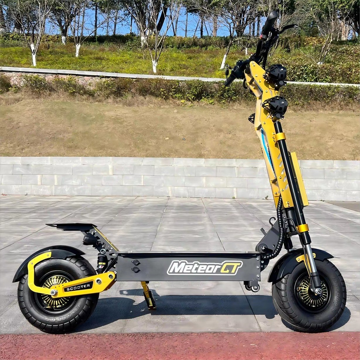 US Warehouse Fast Delivery High Power 10000w Dual Motor Scooter 72 Volt, 50Ah Range 130-150KM Adult Off-Road Electric Scooter