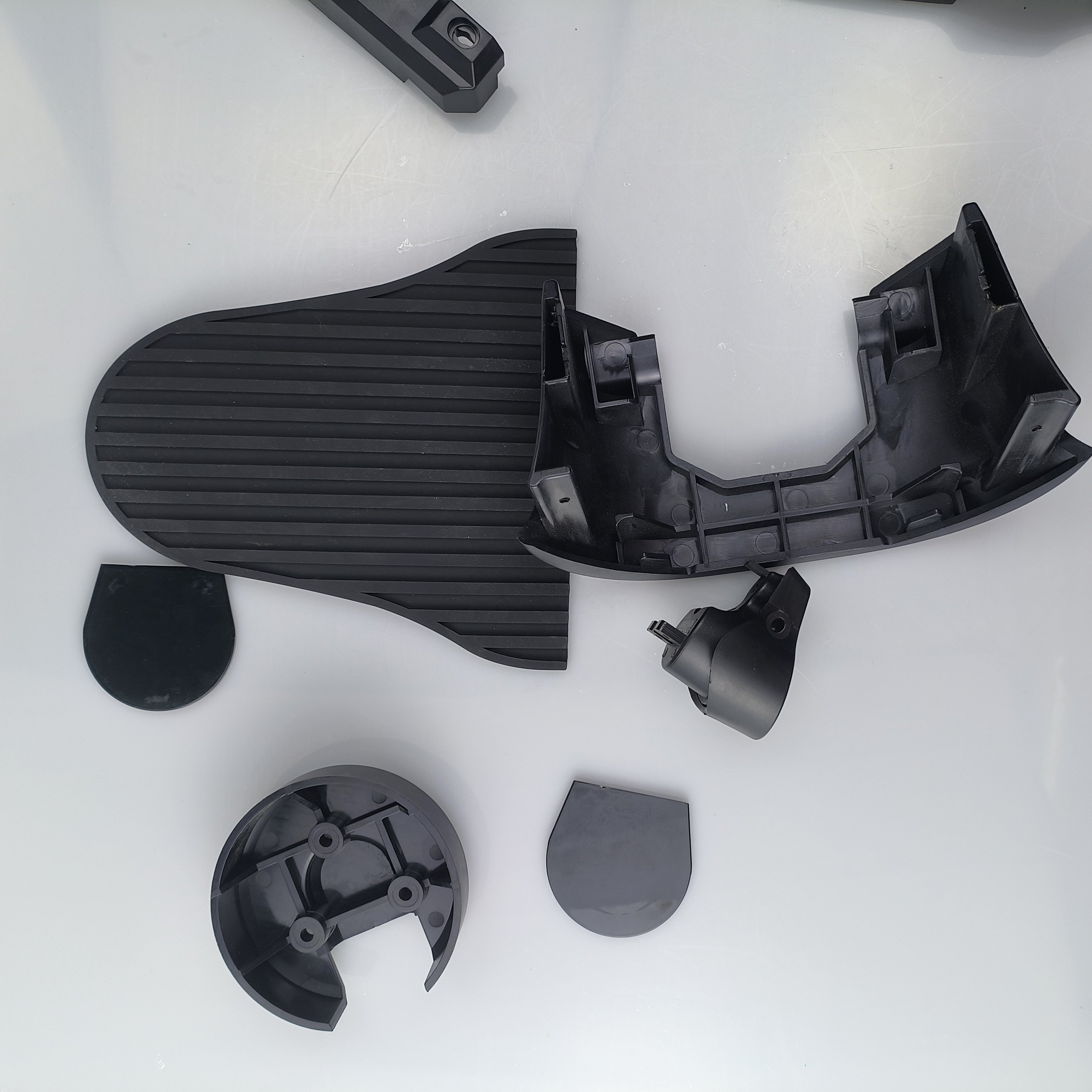 Accept customised PC, ABS, rubber and pc materials Electric scooter all kinds of spare parts customised