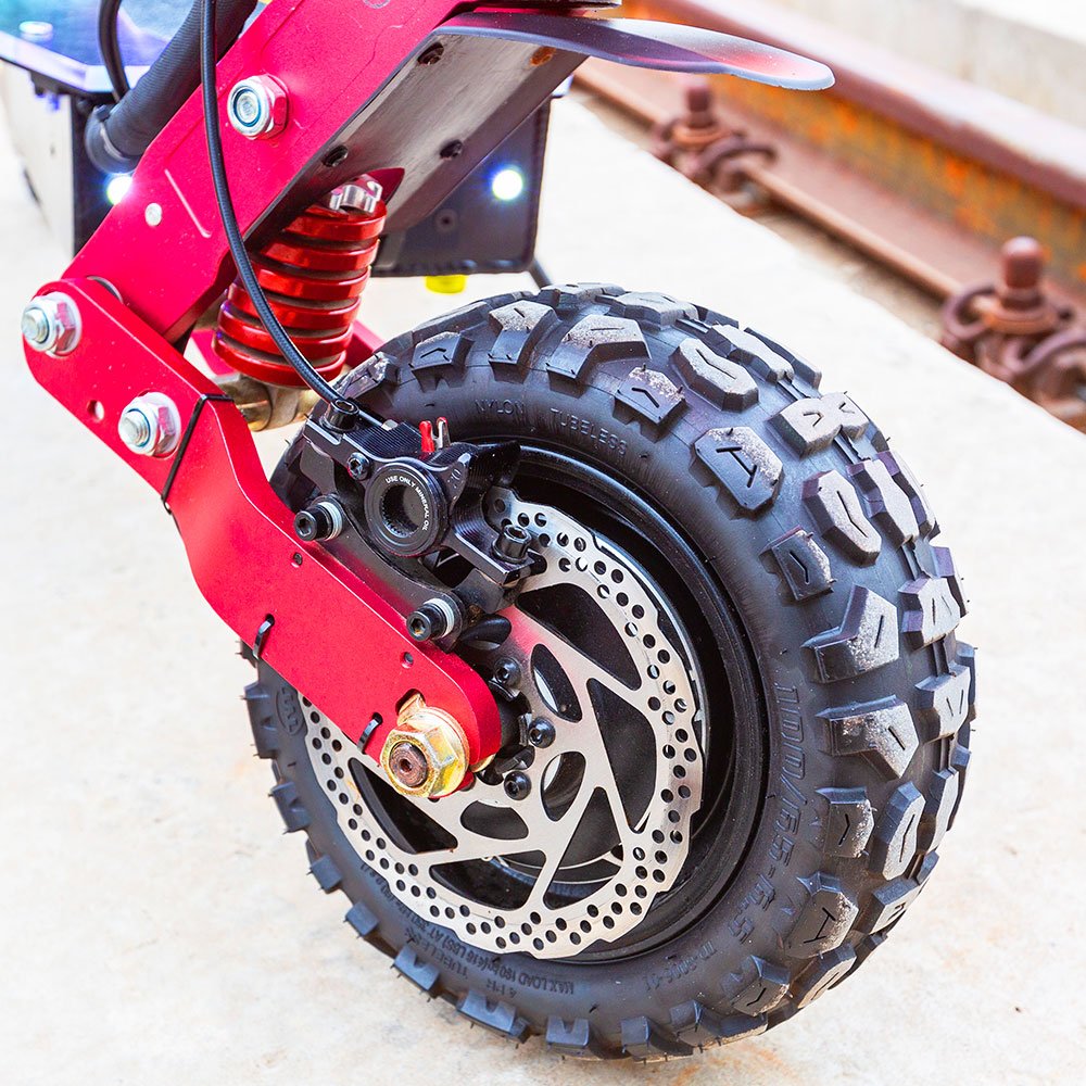 6000w 60v 5600w dual motor e scooter 11inch offroad trotinette electrique powerful adult electric scooter with seat