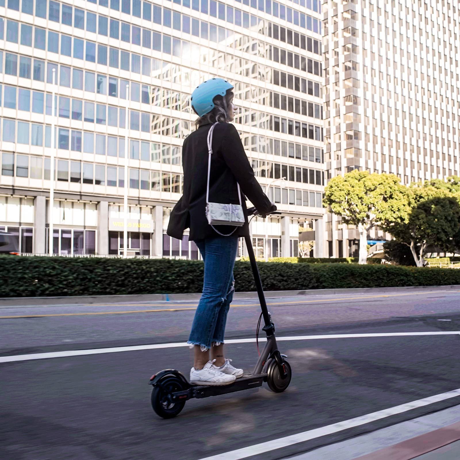 Electric Scooter ready to ship Max Foldable Long Range Scooters Adult Mobility scooter APP
