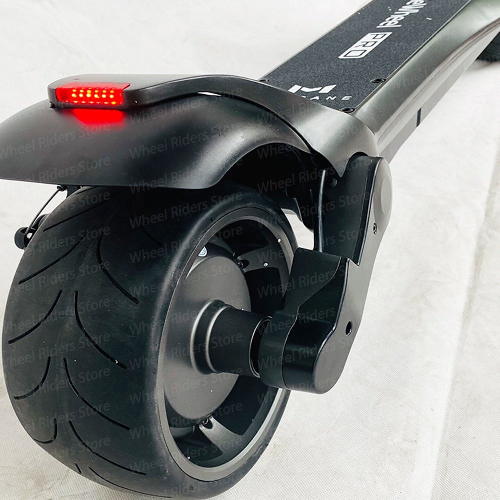 Mercane WideWheel Pro 48V 15Ah Electric Scooter Skateboard 1000W Two Wheel Kickscooter Dual Motor Disc Brake Smart