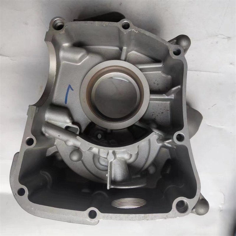 Direct Sale Motorcycle Crankcase Scooter 100CC 110CC Engine Case Right Crankcase Cover For Yamaha Scooters