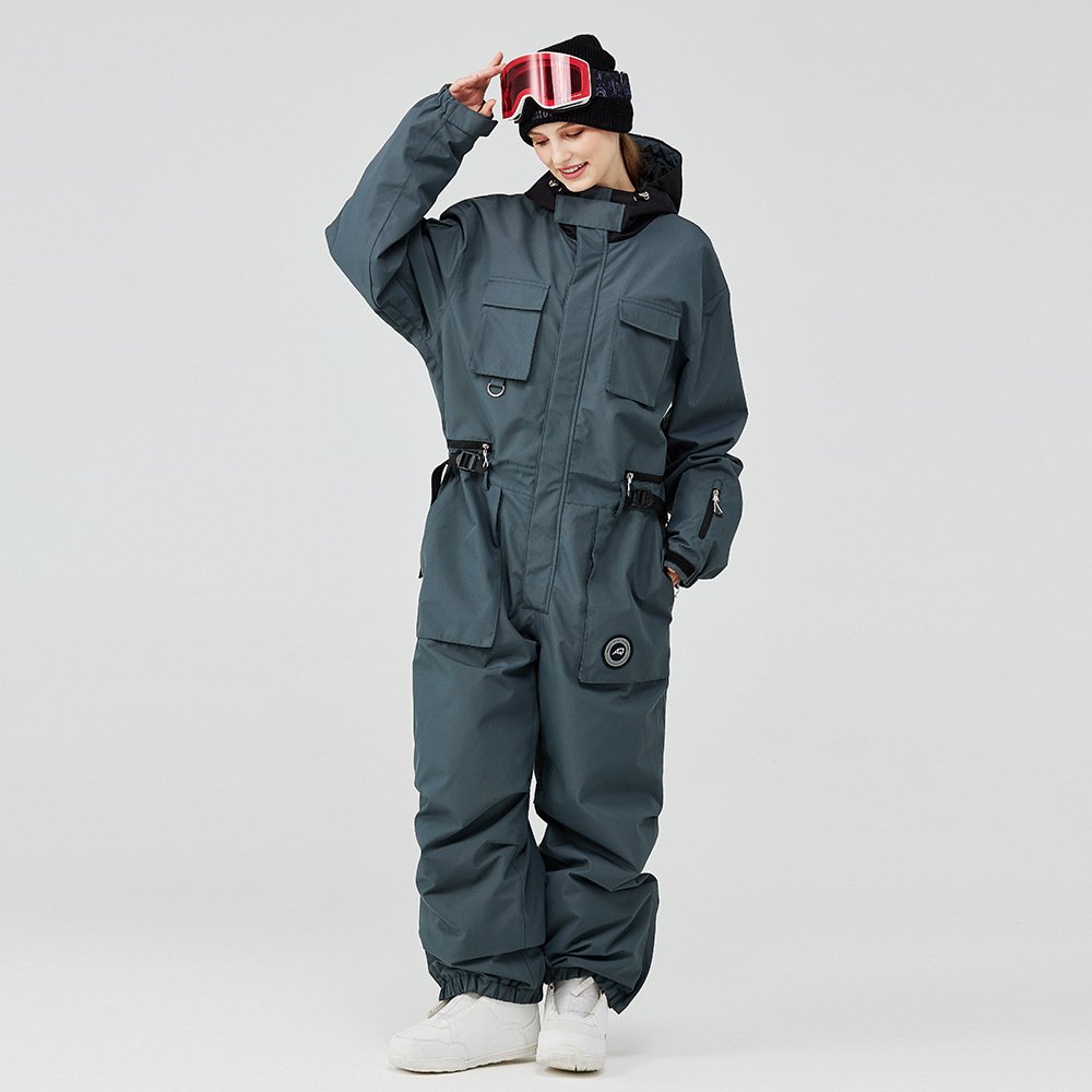 Single-skinned skating suit with a loose-skinned, open-air weather and waterproof ski suit