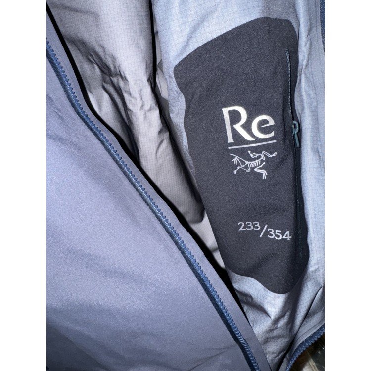 Arc'teryx birthbird Beta Recut colored double-coloured, limited-cost ski suit